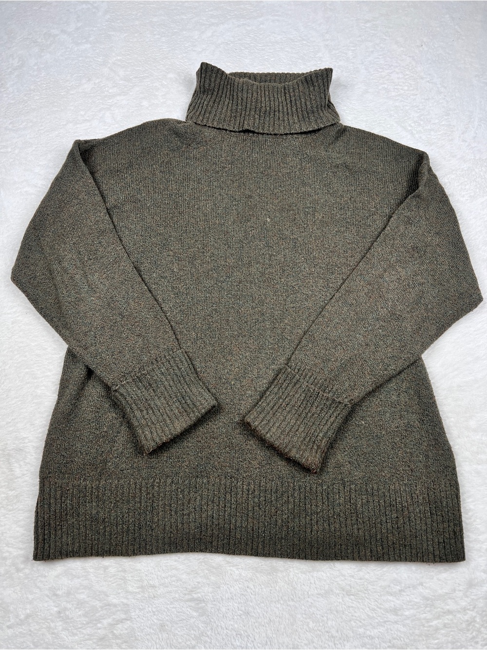 Old Navy SoSoft Turtleneck Sweater Women’s L Dark Green Relaxed Knit